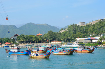 Fototapeta na wymiar Вьетнам, лодки в заливе Нячанг
