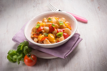 pasta with capsicum and basil