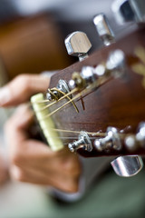 Gitarre spielen