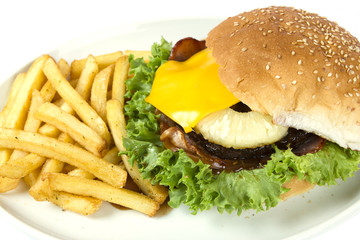 Hawaiian burger and chips