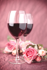 vino rosso e rose