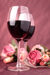 vino rosso e rose