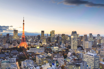 Twilight scene of Tokyo Tower in Tokyo