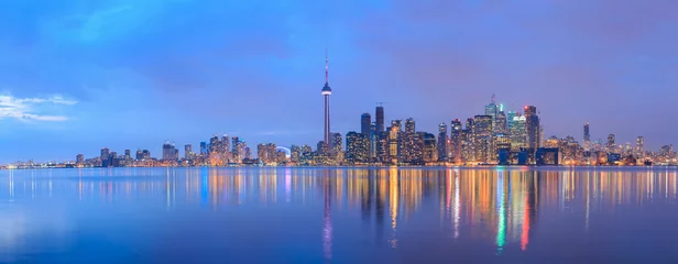 Crédence de cuisine en verre imprimé Toronto Vue panoramique sur les toits du front de mer de la ville de Toronto