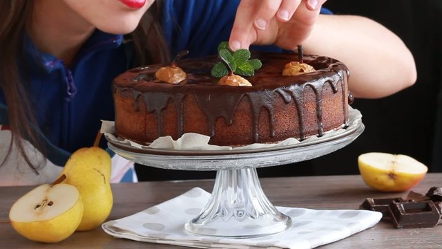 chocolate cake with pears