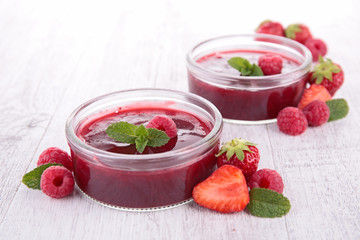 berry dessert