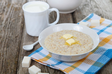 Oatmeal with butter