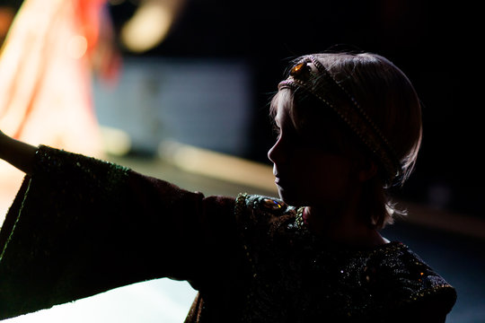 silhouette of boy acting