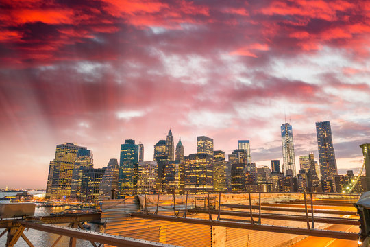 Fototapeta Along Brooklyn Bridge