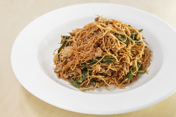 Fired thin noodles with soy sauce