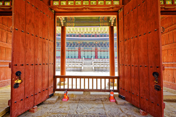 Korea tradition building