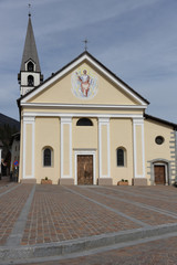 chiesa,piazza