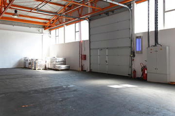Industrial garage door