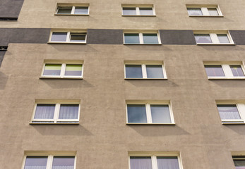 Sanierter Plattenbau