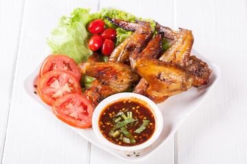 Grilled Chicken Wings with Red Spicy Sauce