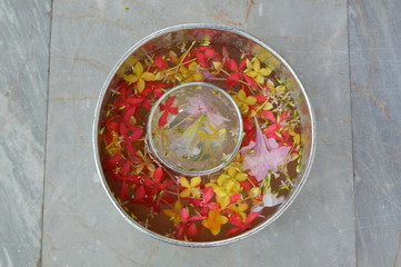water flower for Songkarn in the bowl
