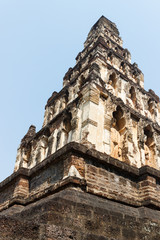 Naklejka premium buddha sculpture on buddhist pagoda in temple