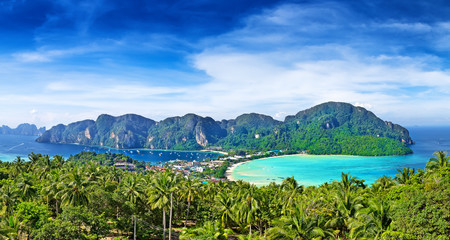 Fototapeta na wymiar Panorama of Phi-Phi island, Krabi Province, Thailand