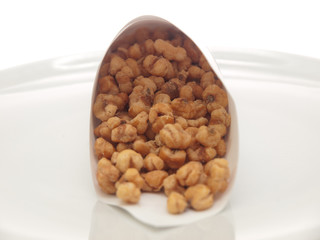 toasted corn kernels