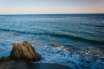 View of rocks and waves in the Pacific Ocean at El Matador State