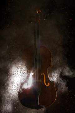 Silhouette of a violin