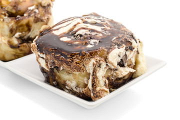 Cinnamon rolls with luxury topping