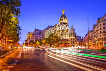 Fototapeta premium Madryt, Hiszpania Pejzaż miejski przy Gran Via