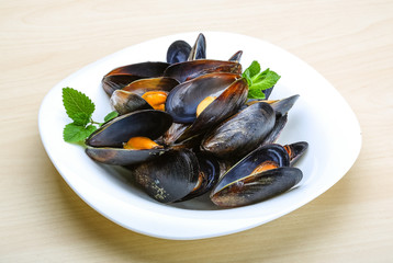 Boiled mussels