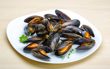 Boiled mussels