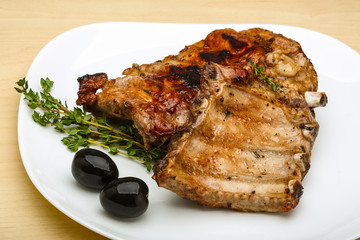 Roasted pork ribs