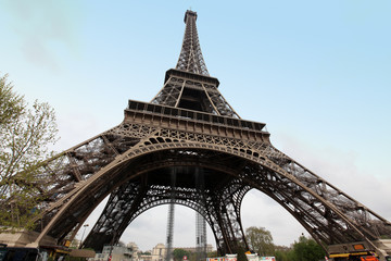 Obraz na płótnie Canvas Eiffel Tower in Paris, France