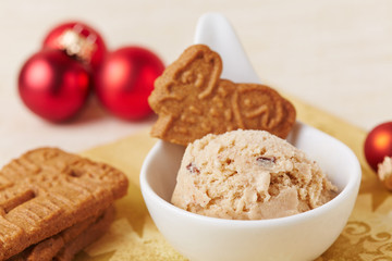 Spekulatiuseis zu Weihnachten