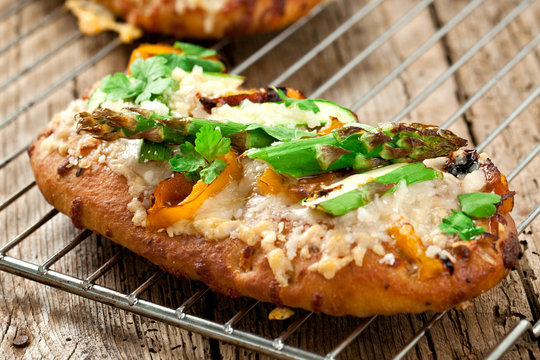 spargel pizza brot
