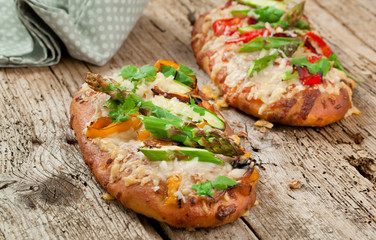 spargel pizza brot