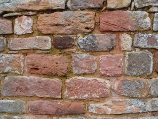 Mauerwerk rot