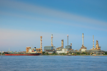 Fototapeta na wymiar Bangchak Oil Refinery