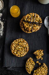 Banana cookies with flakes and honey