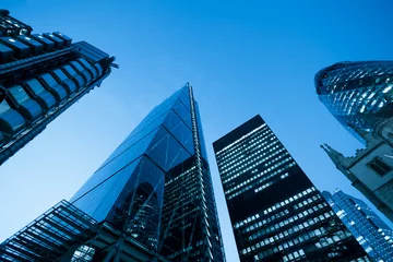 Photo sur Plexiglas construction de la ville Windows de gratte-ciel Business Office, immeuble d& 39 entreprise à London City, England, UK