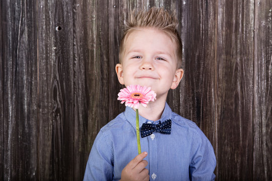 kind blume muttertag