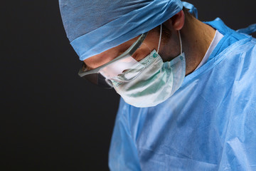 Man surgeon in an operating room