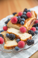 Käsekuchen mit Beeren