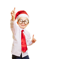 Kind als Weihnachtsmann meldet sich