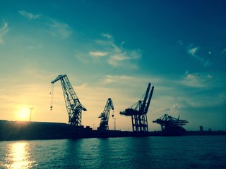 Fototapeta na wymiar Hamburger Hafen