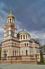 Fototapeta na wymiar Orthodox Alexander Nevsky Cathedral-in Lodz