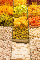 kandierte Früchte auf dem großen Basar in Istanbul