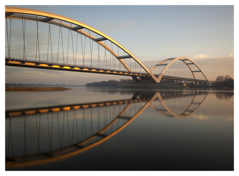 Most drogowy im. Elżbiety Zawackiej w Toruniu