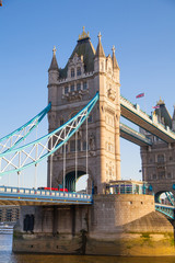 Obraz premium LONDON, UK - APRIL15, 2015: Tower bridge in sunset.