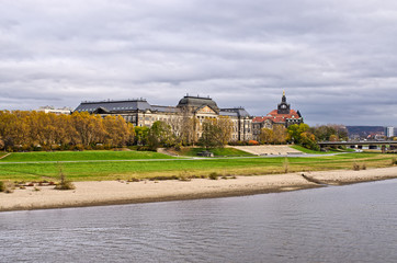 Fototapeta na wymiar Saxon State Chancellery building - Dresden, Germany