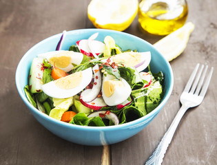 Healthy Vegetable Salad with Boiled Eggs and Chili Flakes