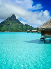 Photo sur Plexiglas Bora Bora, Polynésie française Complexe de vacances de luxe sur pilotis à Bora Bora